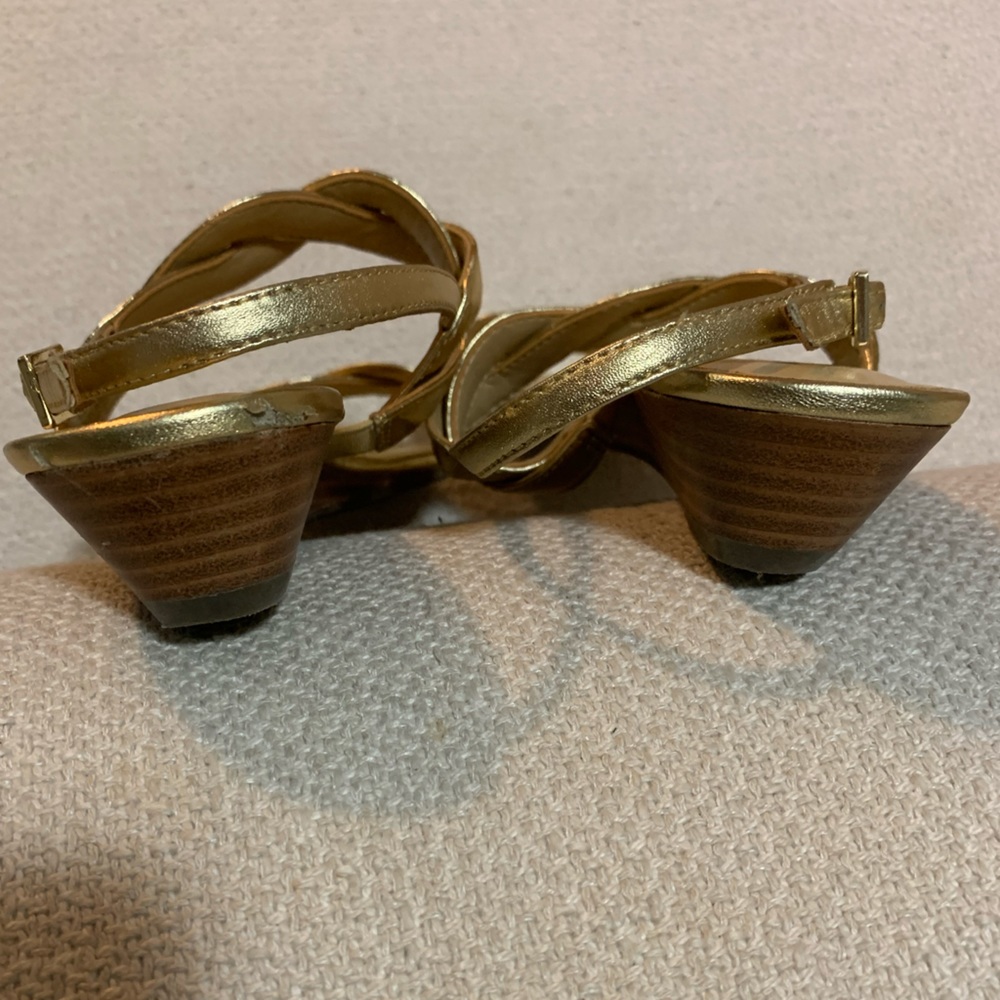 Talbots Mini-Wedge Sandal! - Picture 4 of 5